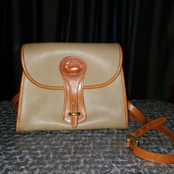 Vintage Dooney and Bourke Med.Essex bag - Picture 2 of 8
